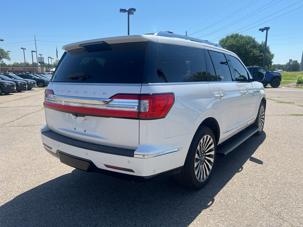 Used 2019 Lincoln Navigator Reserve w/ Cargo Package AWD/4WD image 27