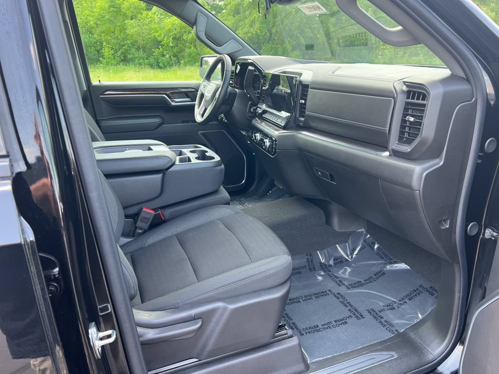 Certified 2024 GMC Sierra 1500 Elevation AWD/4WD image 9
