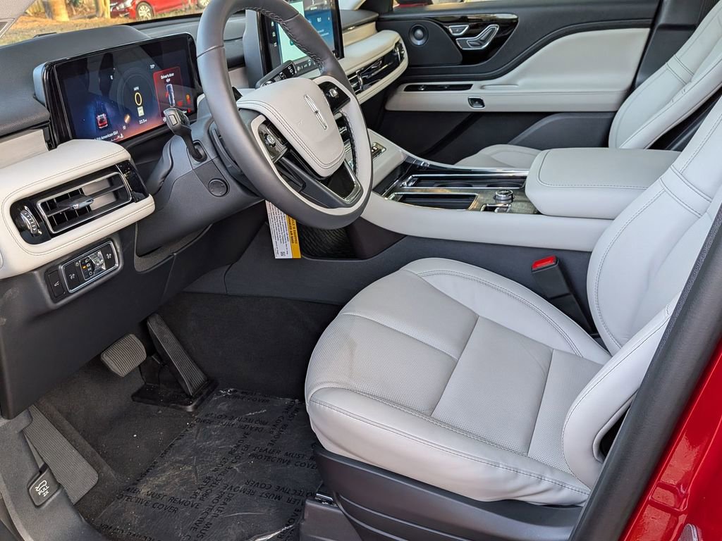 New 2026 Lincoln Aviator Reserve w/ Jet Appearance Package image 12