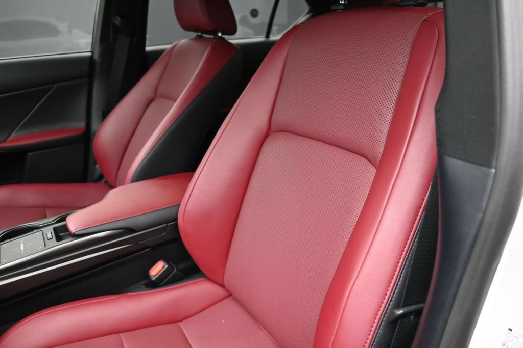 Used 2025 Lexus IS 350 F Sport RWD image 18