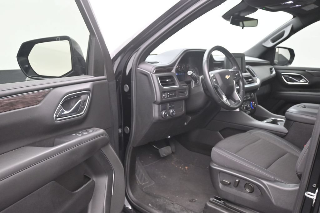Used 2024 Chevrolet Tahoe LS RWD image 11