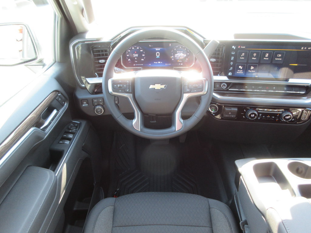 New 2026 Chevrolet Silverado 1500 LT w/ Z71 Off-Road Package AWD/4WD image 16