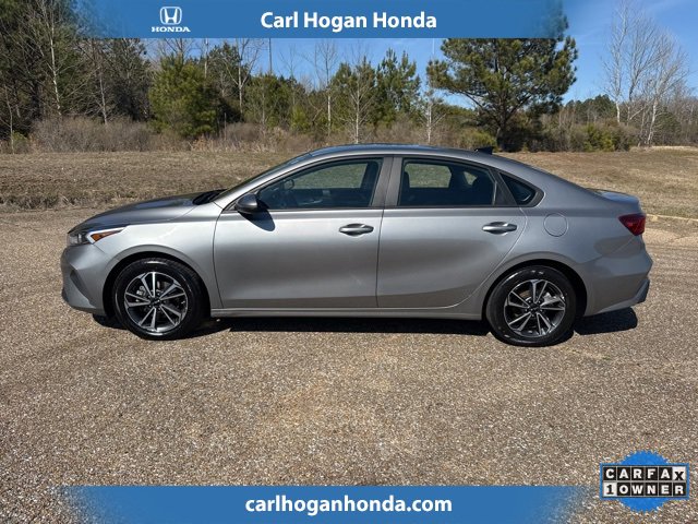 Used 2023 Kia Forte LXS image 5