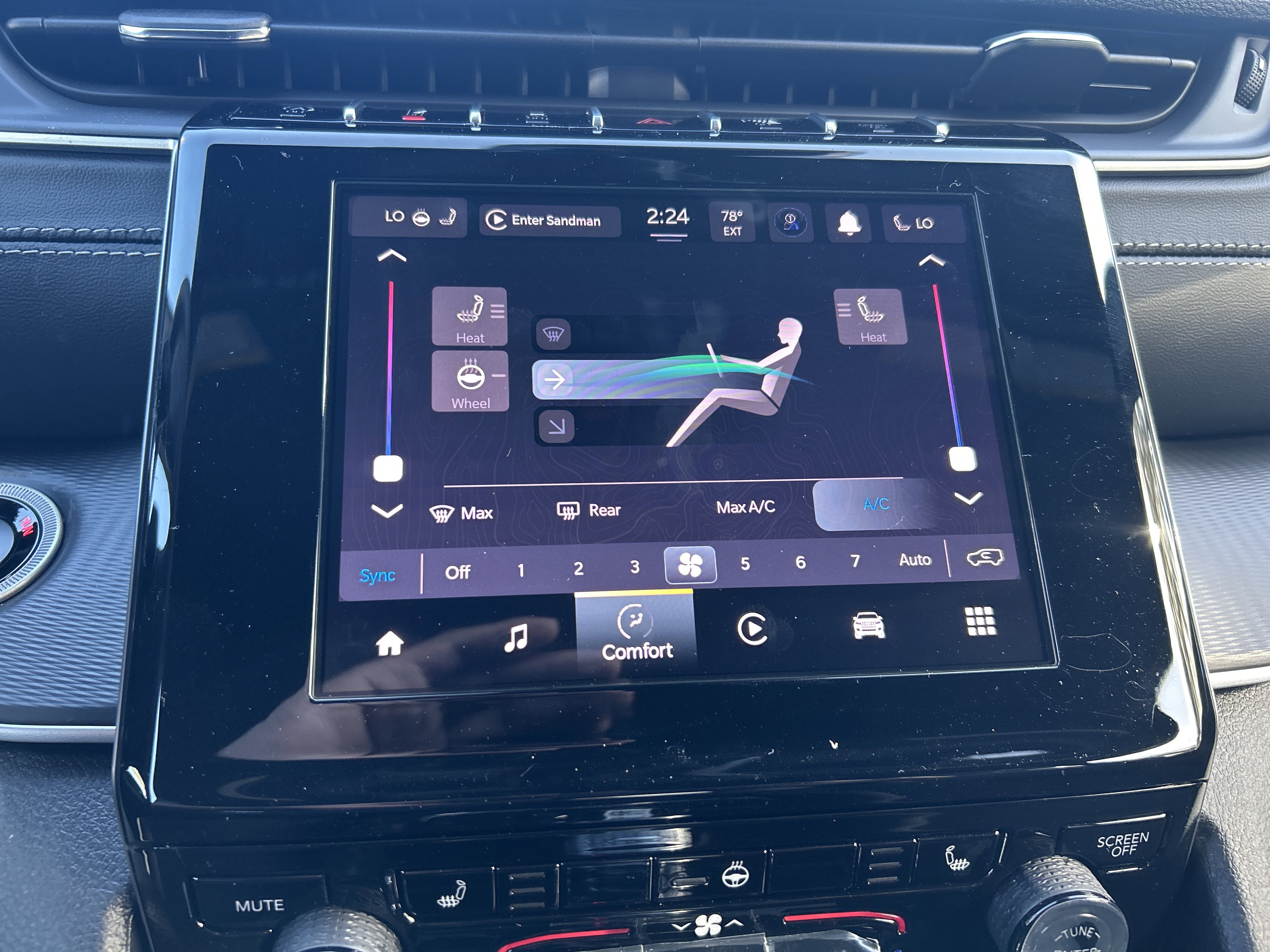 New 2025 Jeep Grand Cherokee Altitude image 49