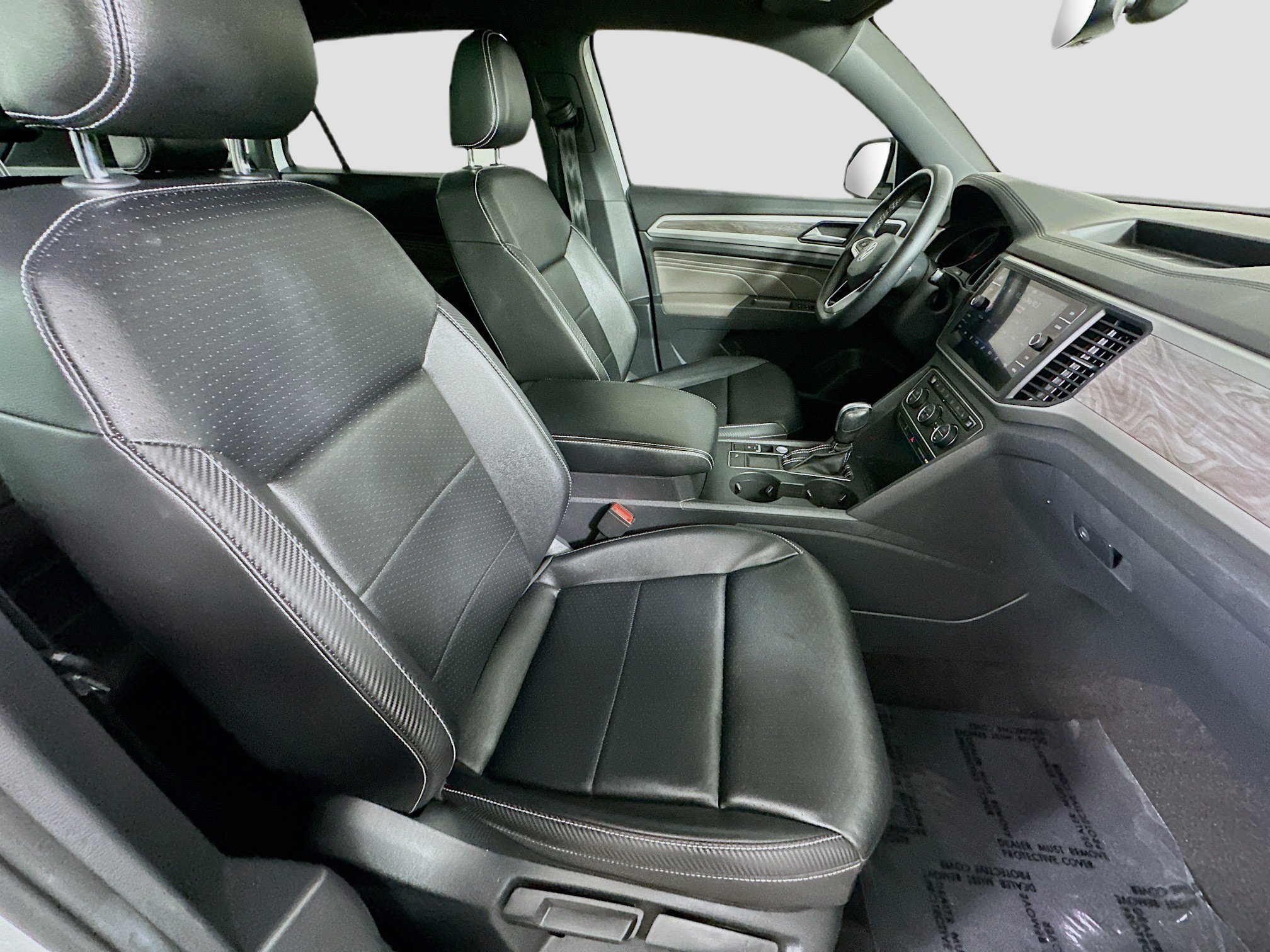 Used 2021 Volkswagen Atlas Cross Sport SE w/ Panoramic Sunroof Package FWD image 29