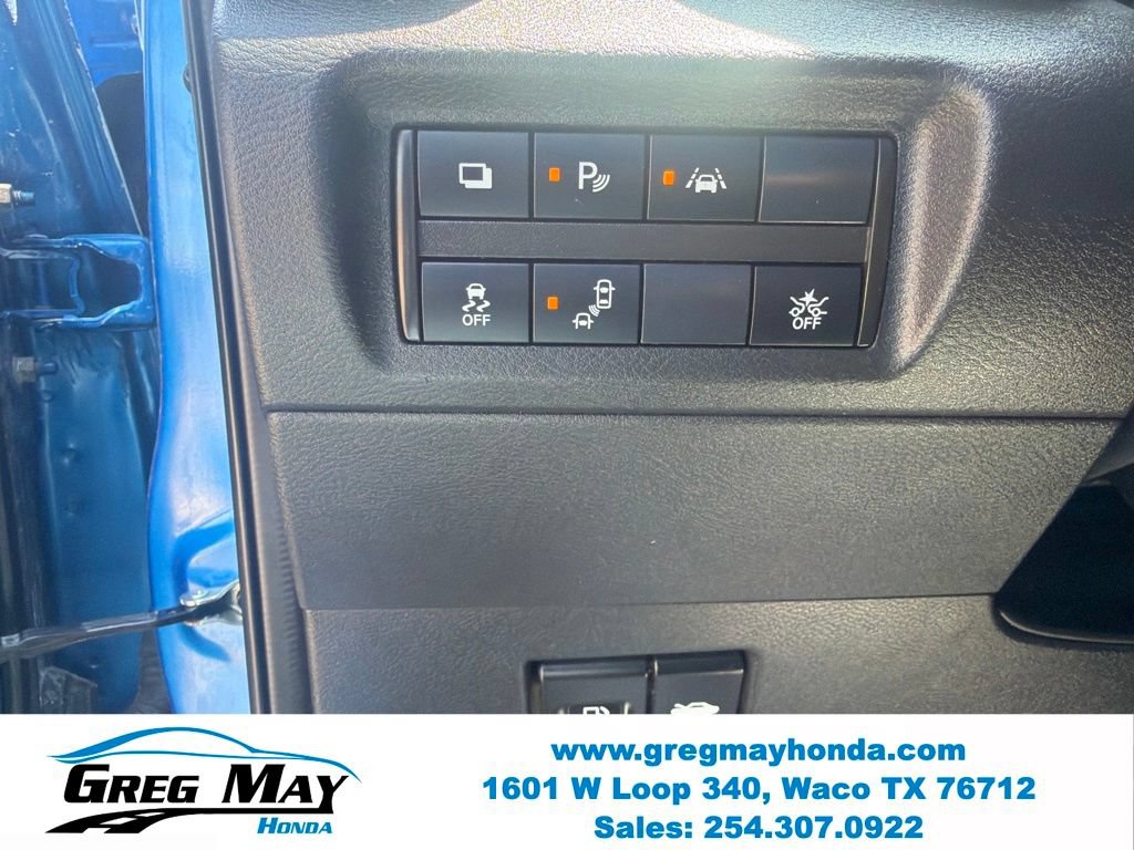 Used 2021 Nissan Kicks S FWD image 13