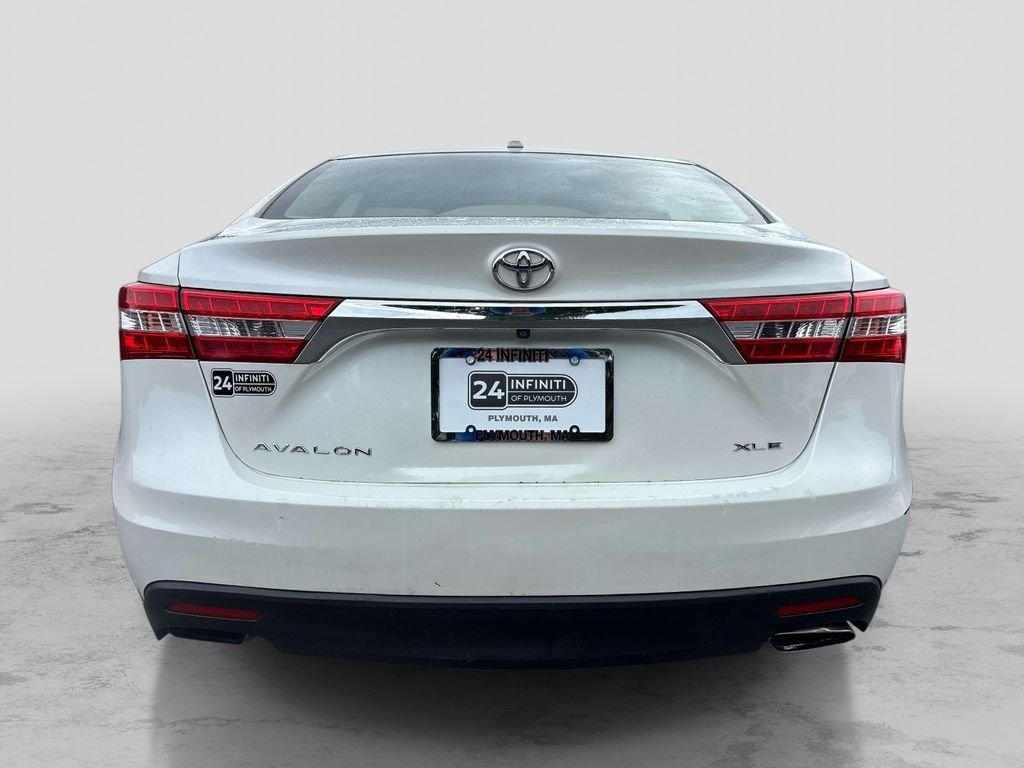 Used 2014 Toyota Avalon XLE Touring FWD image 4