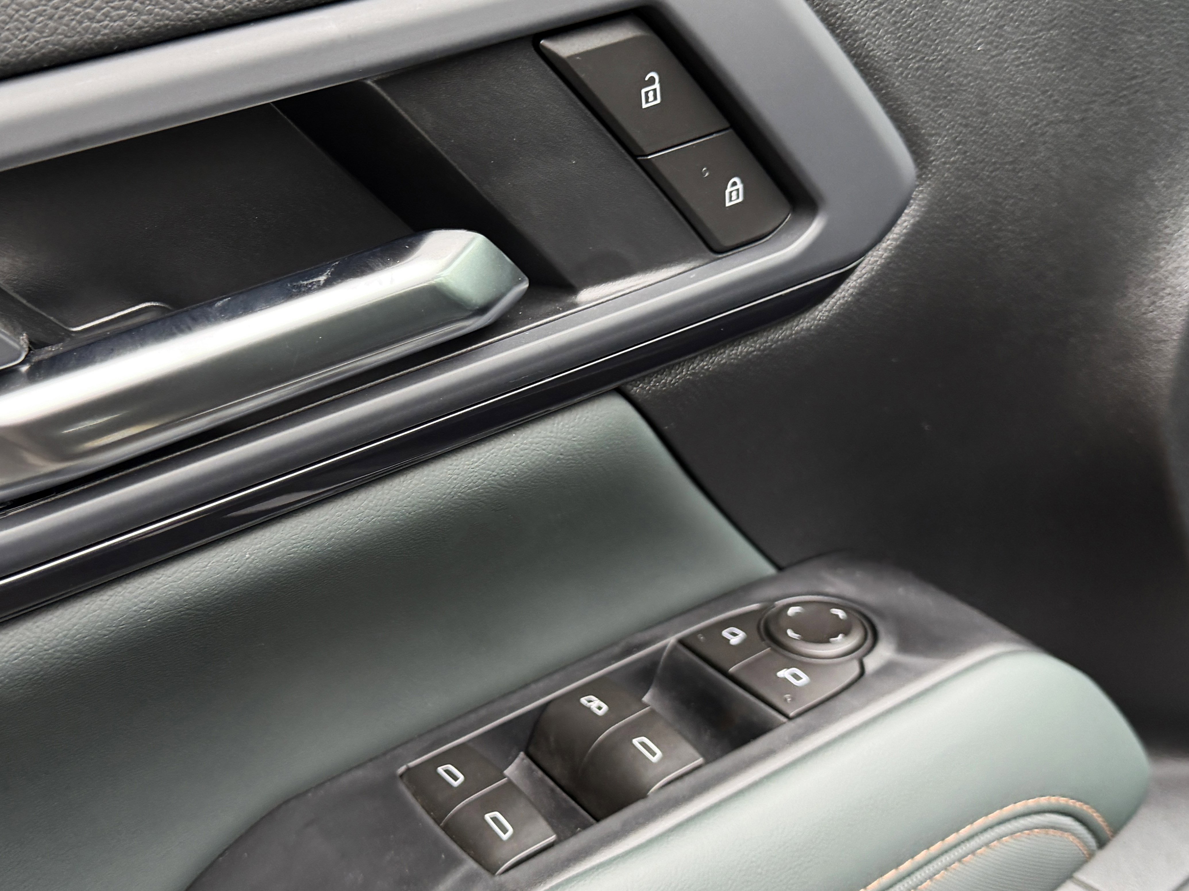 New 2026 GMC Terrain AT4 w/ Technology Package II image 52