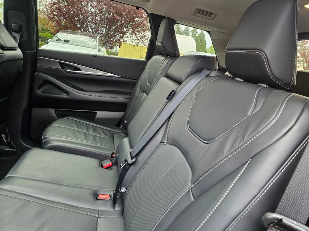 Used 2023 INFINITI QX60 Luxe w/ Cargo Package image 22