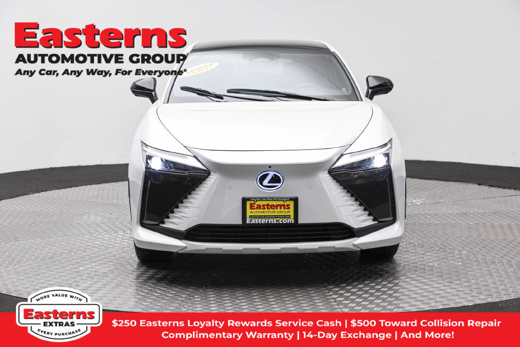 Used 2024 Lexus RZ 300e Premium w/ Accessory Package (Z1) FWD image 3