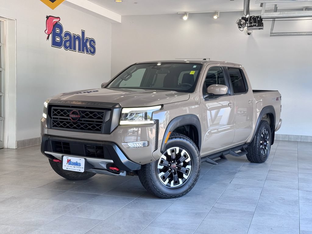 Used 2023 Nissan Frontier PRO-4X w/ Technology Package AWD/4WD image 2