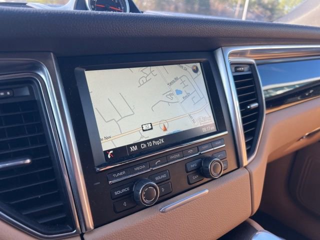 Used 2016 Porsche Macan S image 15