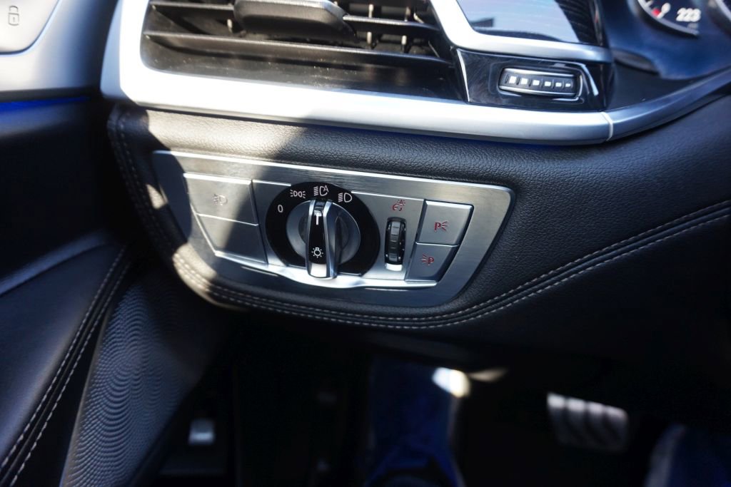 Used 2017 BMW 750i RWD image 35