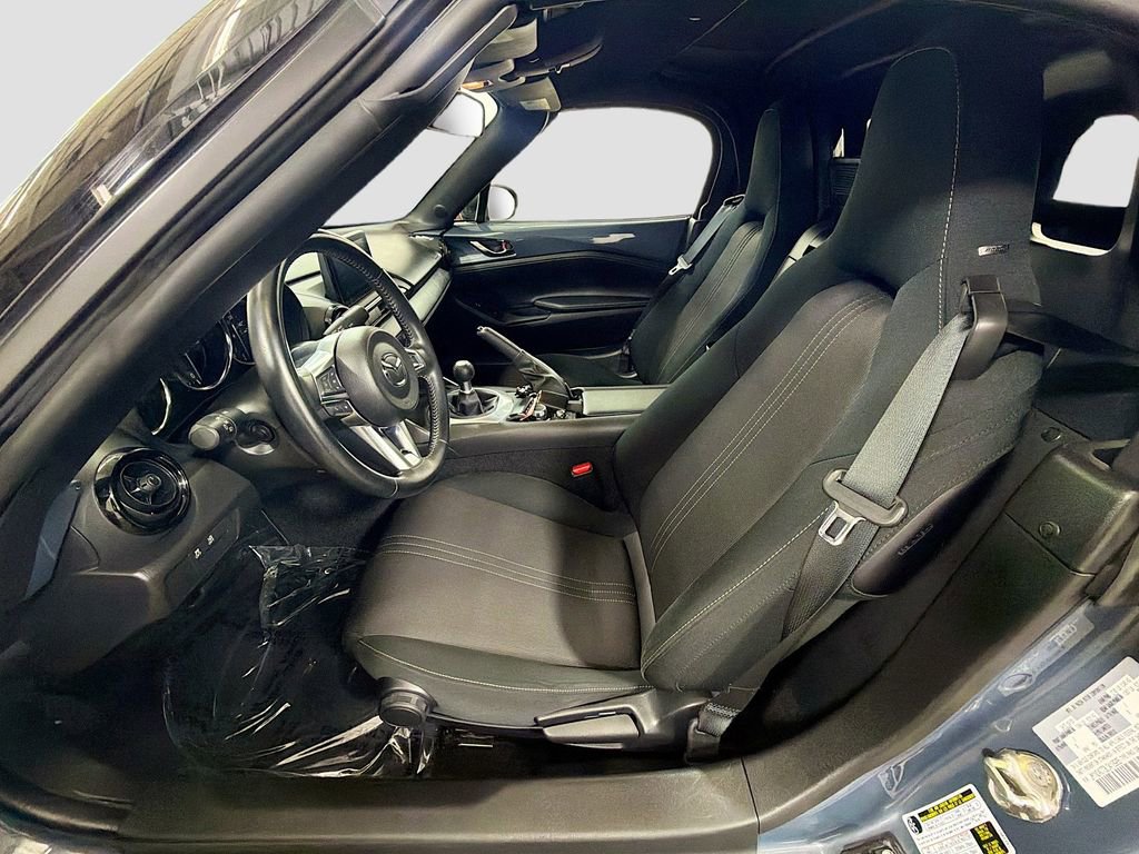Used 2020 MAZDA MX-5 Miata Club RWD image 24