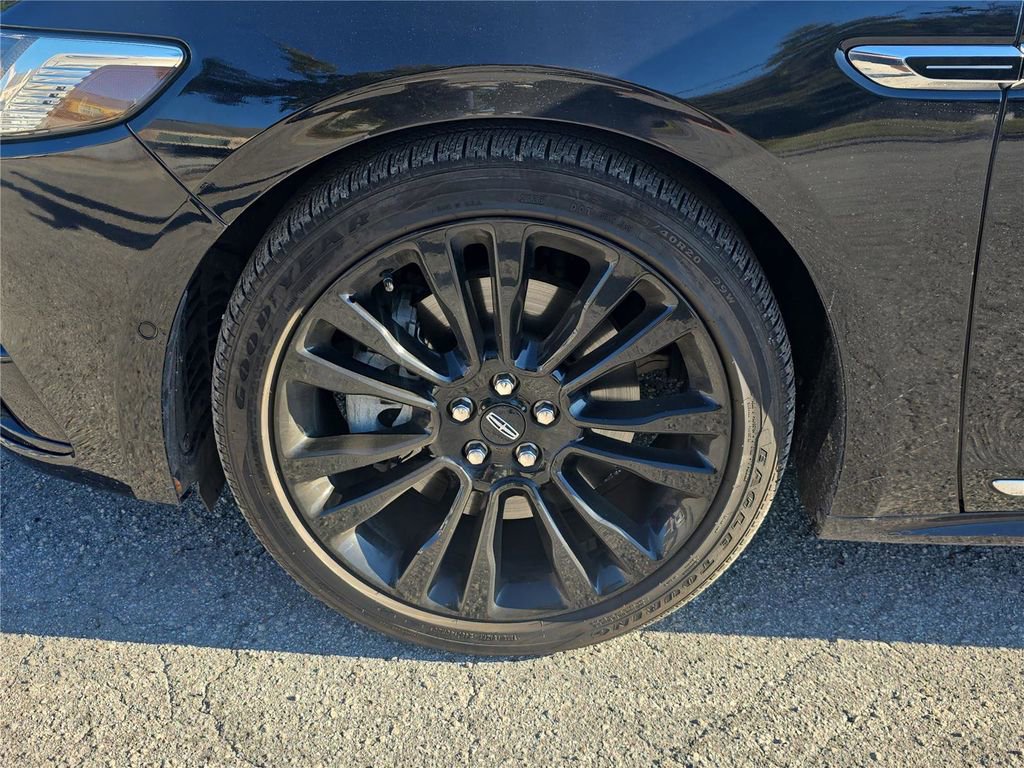 Used 2020 Lincoln Continental Reserve w/ Luxury Package image 8