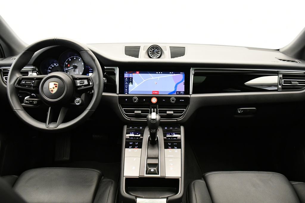 Used 2024 Porsche Macan S image 22