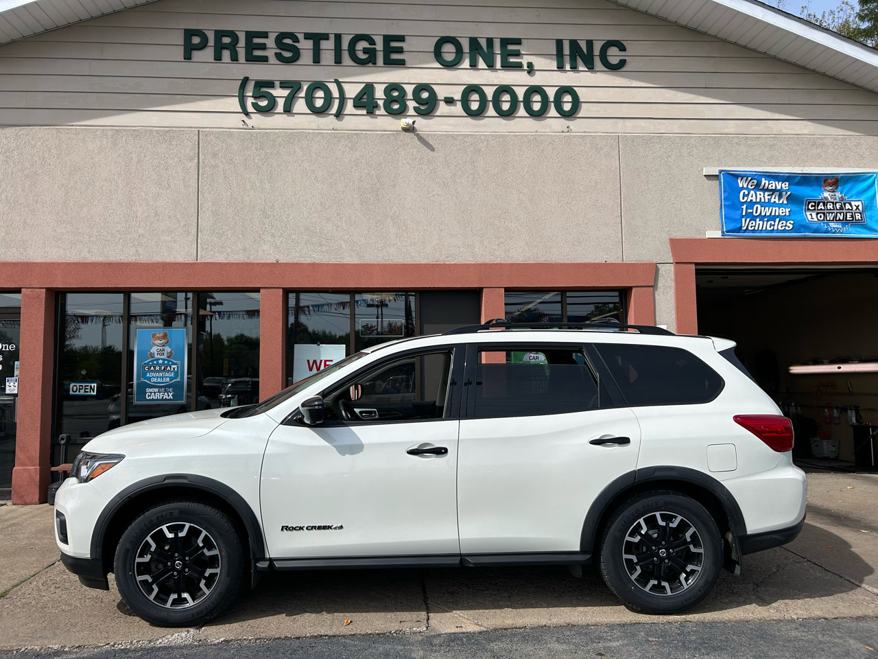 Used 2020 Nissan Pathfinder SL image 3