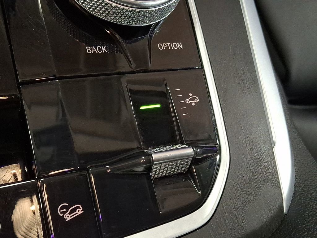 Certified 2022 BMW X7 xDrive40i w/ Premium Package image 24