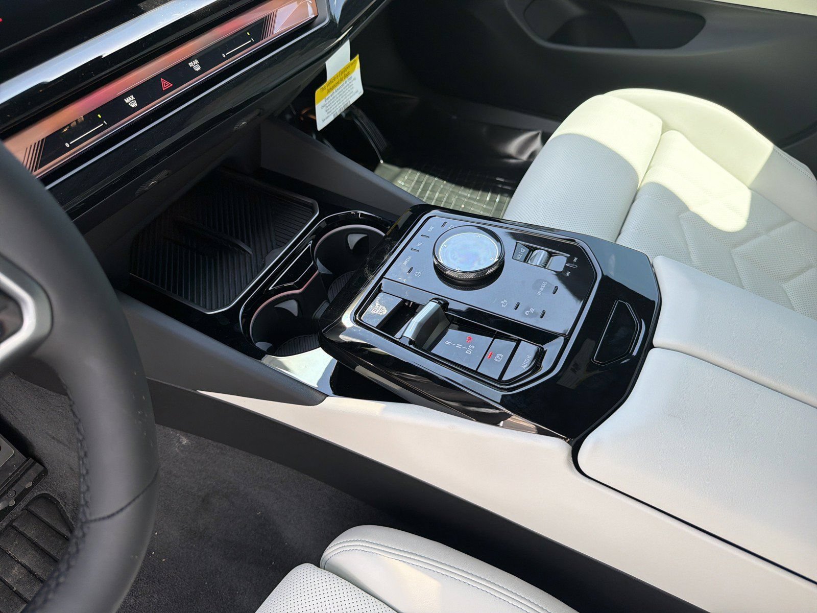 New 2027 BMW 540i xDrive w/ M Sport Package AWD/4WD image 23
