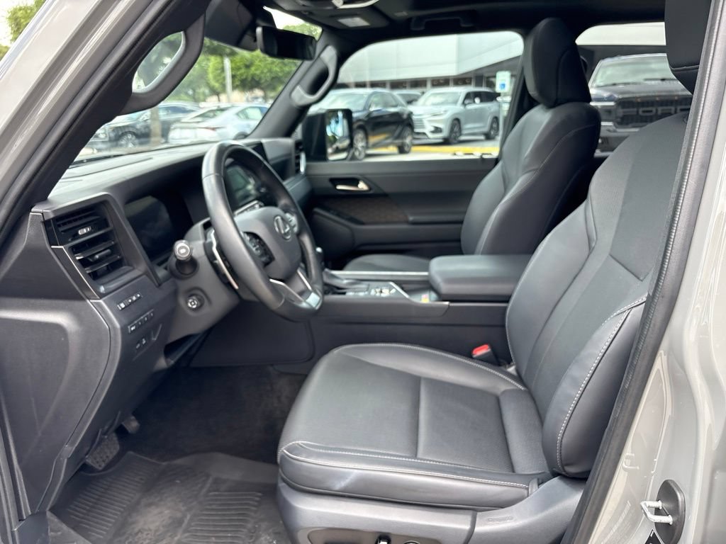 Certified 2024 Lexus GX 550 w/ Cold Area Package AWD/4WD image 18