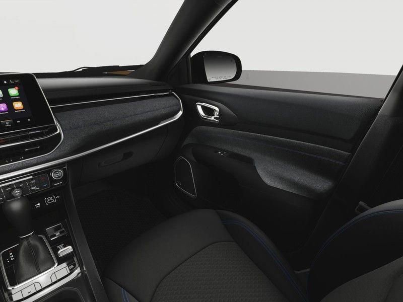 New 2025 Jeep Compass Latitude w/ Sun & Sound Group image 20