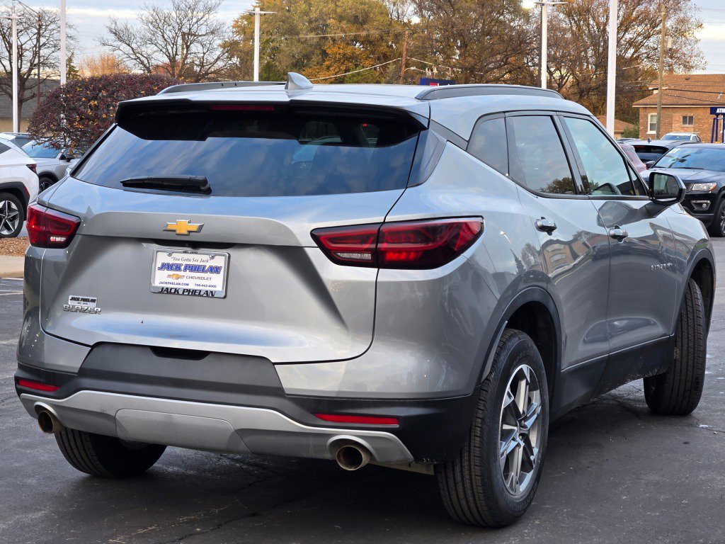 Certified 2024 Chevrolet Blazer LT w/ Convenience Package image 10