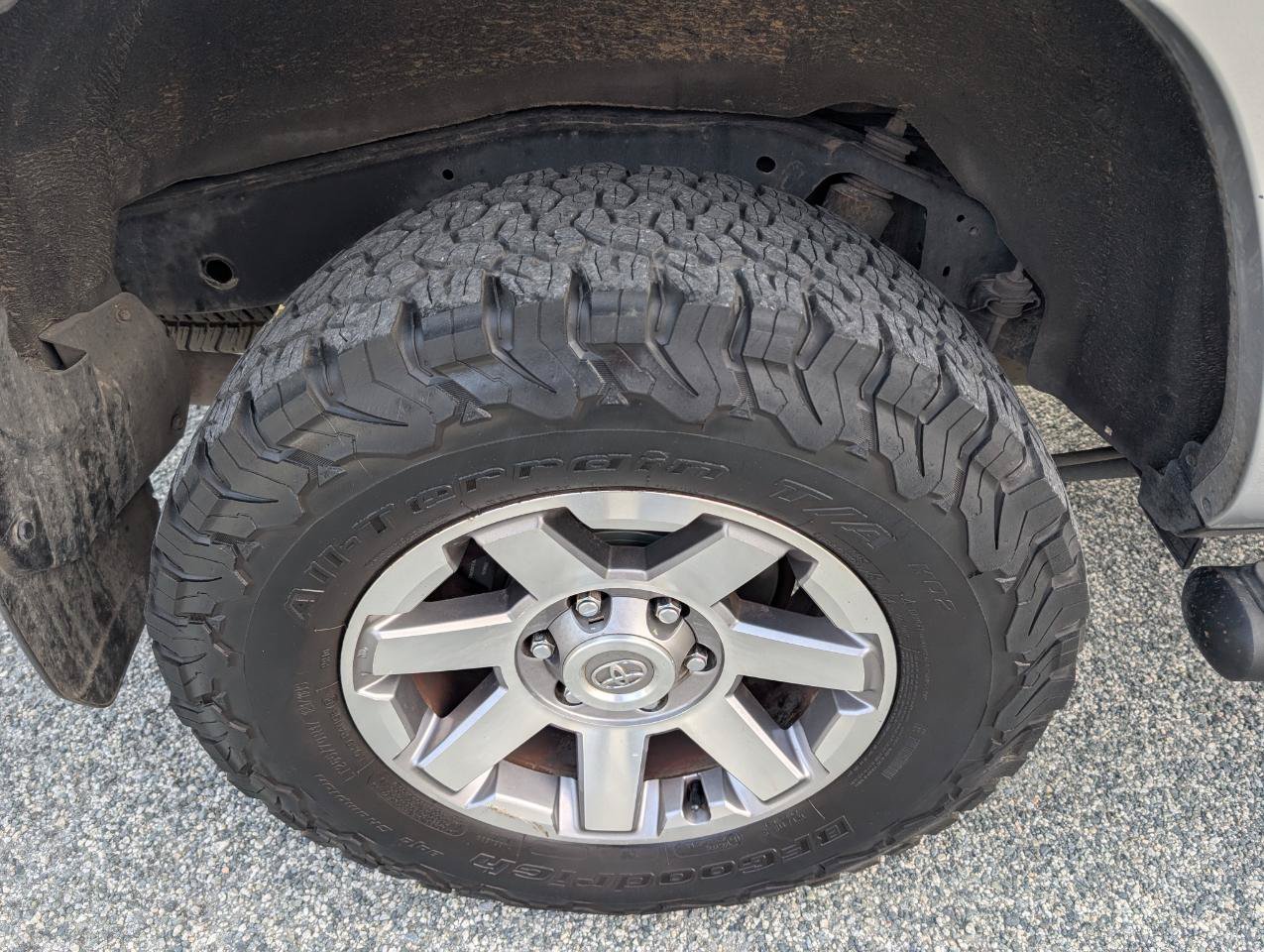 Used 2015 Toyota 4Runner Trail Premium AWD/4WD image 6