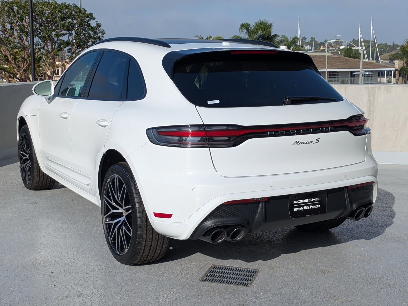 Used 2025 Porsche Macan S image 3