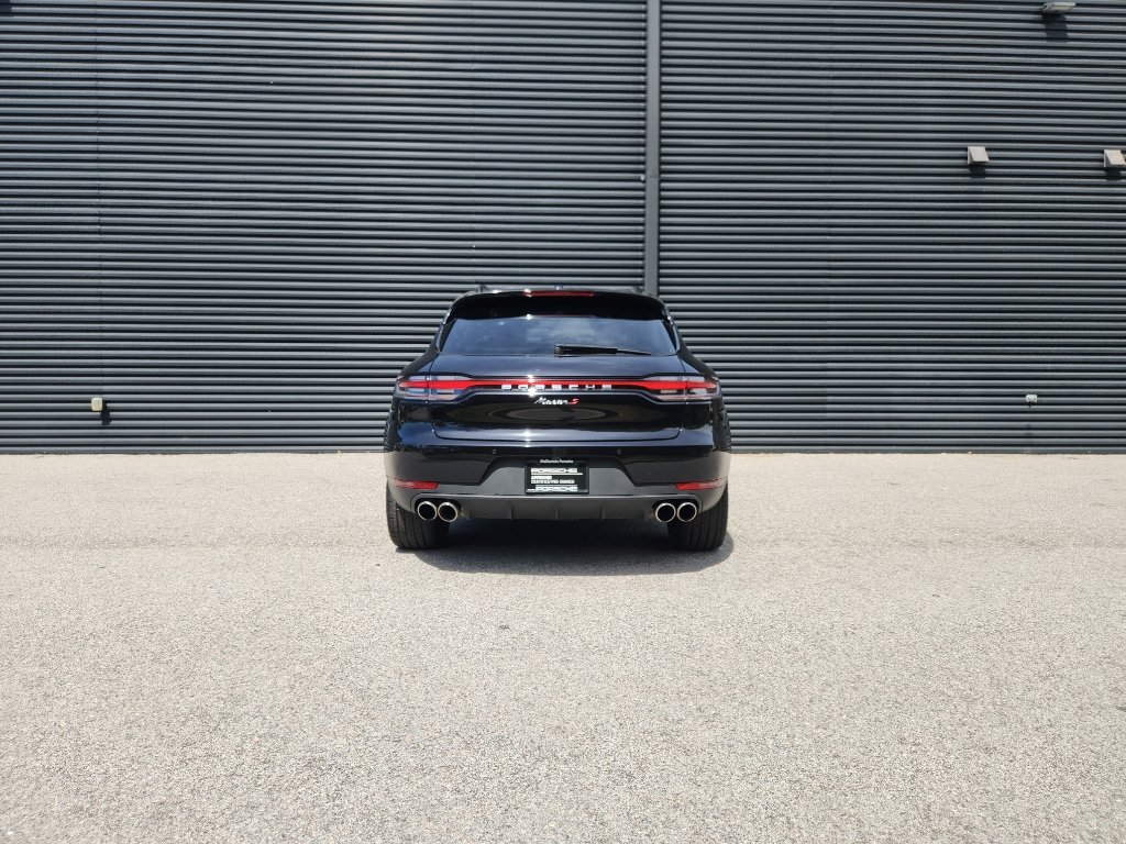 Certified 2021 Porsche Macan S image 4