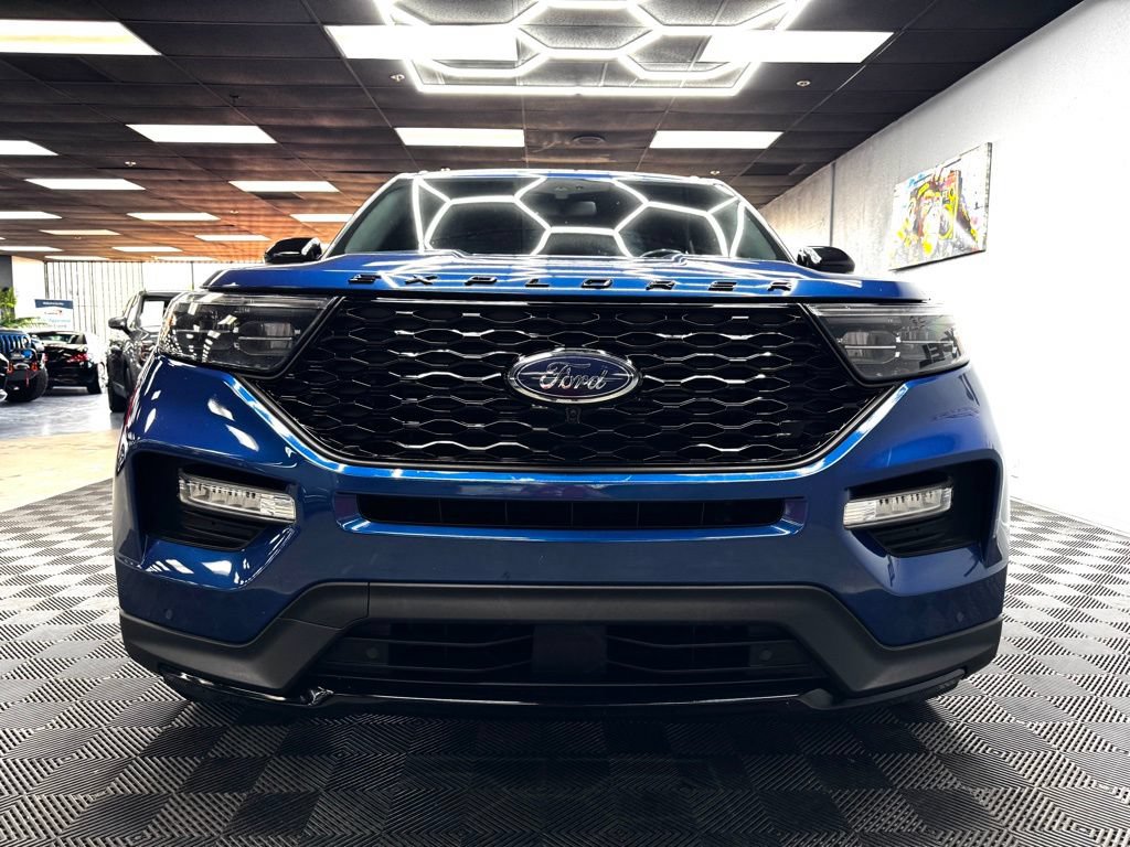 Used 2020 Ford Explorer ST w/ ST High-Performance Pack AWD/4WD image 3