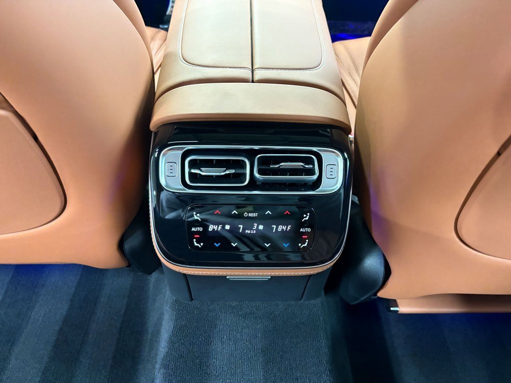 Used 2024 Mercedes-Benz S 63 AMG S image 32