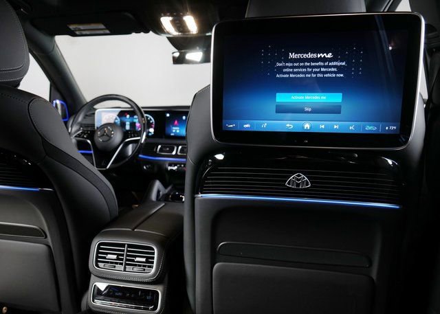 Used 2024 Mercedes-Benz Maybach GLS 600 4MATIC image 26