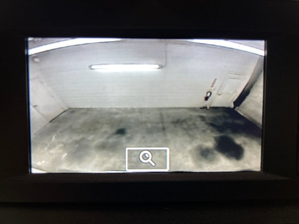 Used 2021 Ford Transit 250 Medium Roof RWD image 25