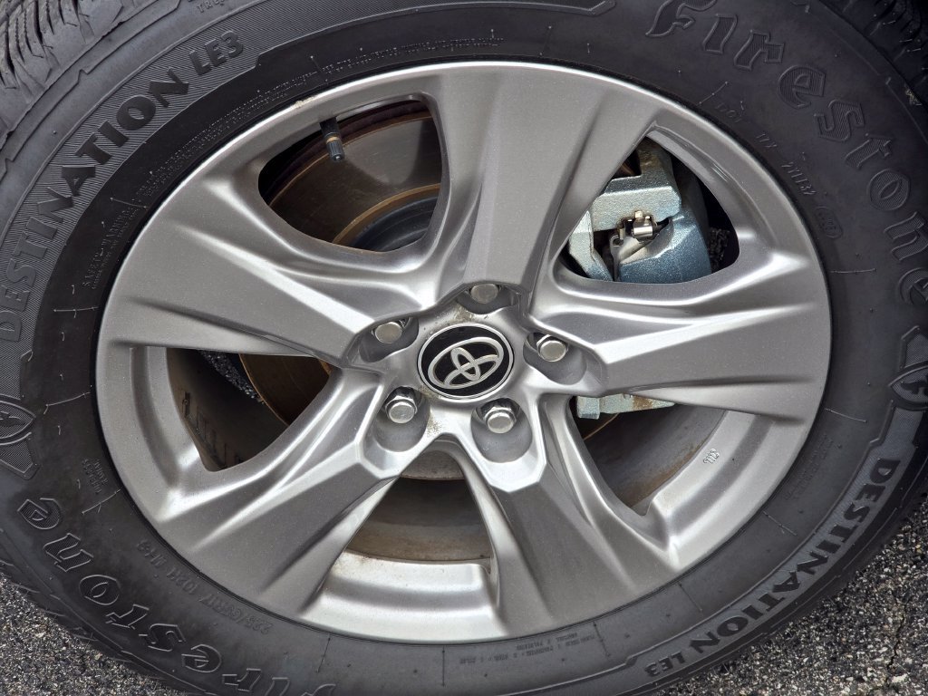 Certified 2025 Toyota RAV4 XLE AWD/4WD image 8