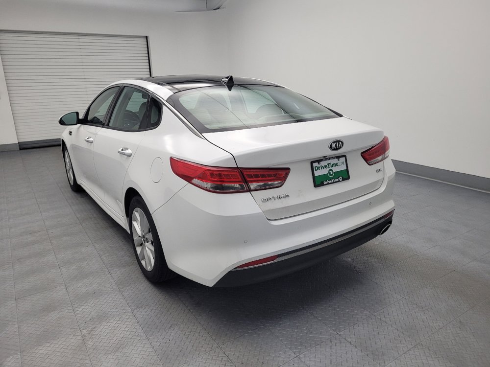 Used 2016 Kia Optima EX w/ Option Group 040 FWD image 5