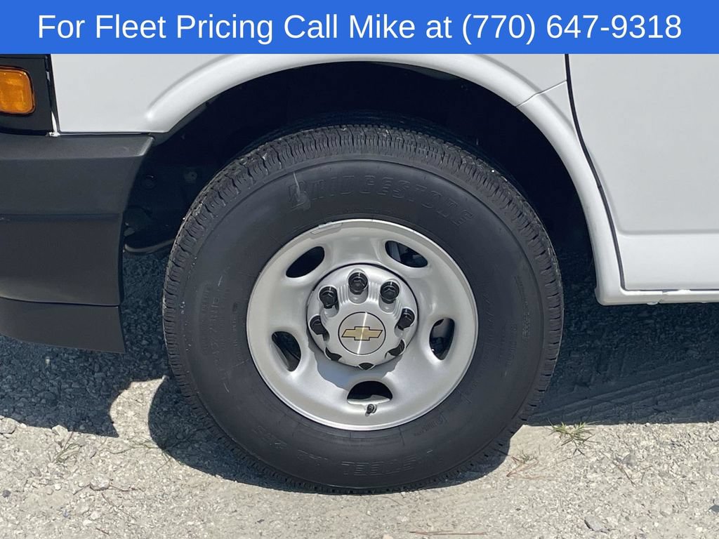 New 2026 Chevrolet Express 2500 w/ Driver Convenience Package RWD image 7