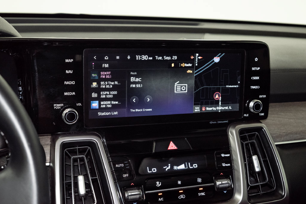 Used 2023 Kia Sorento S AWD/4WD image 18