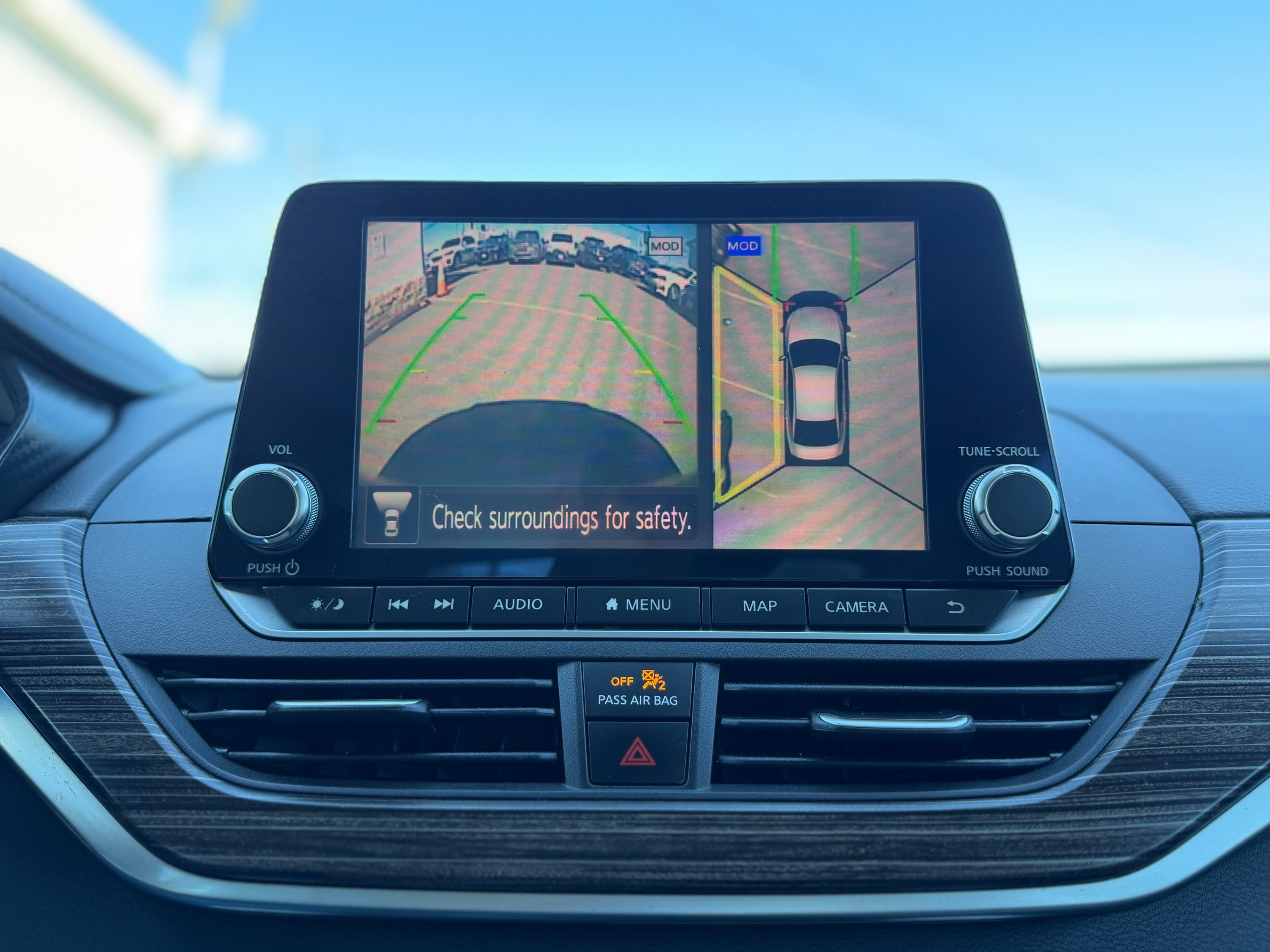 Used 2019 Nissan Altima 2.5 Platinum AWD/4WD image 32