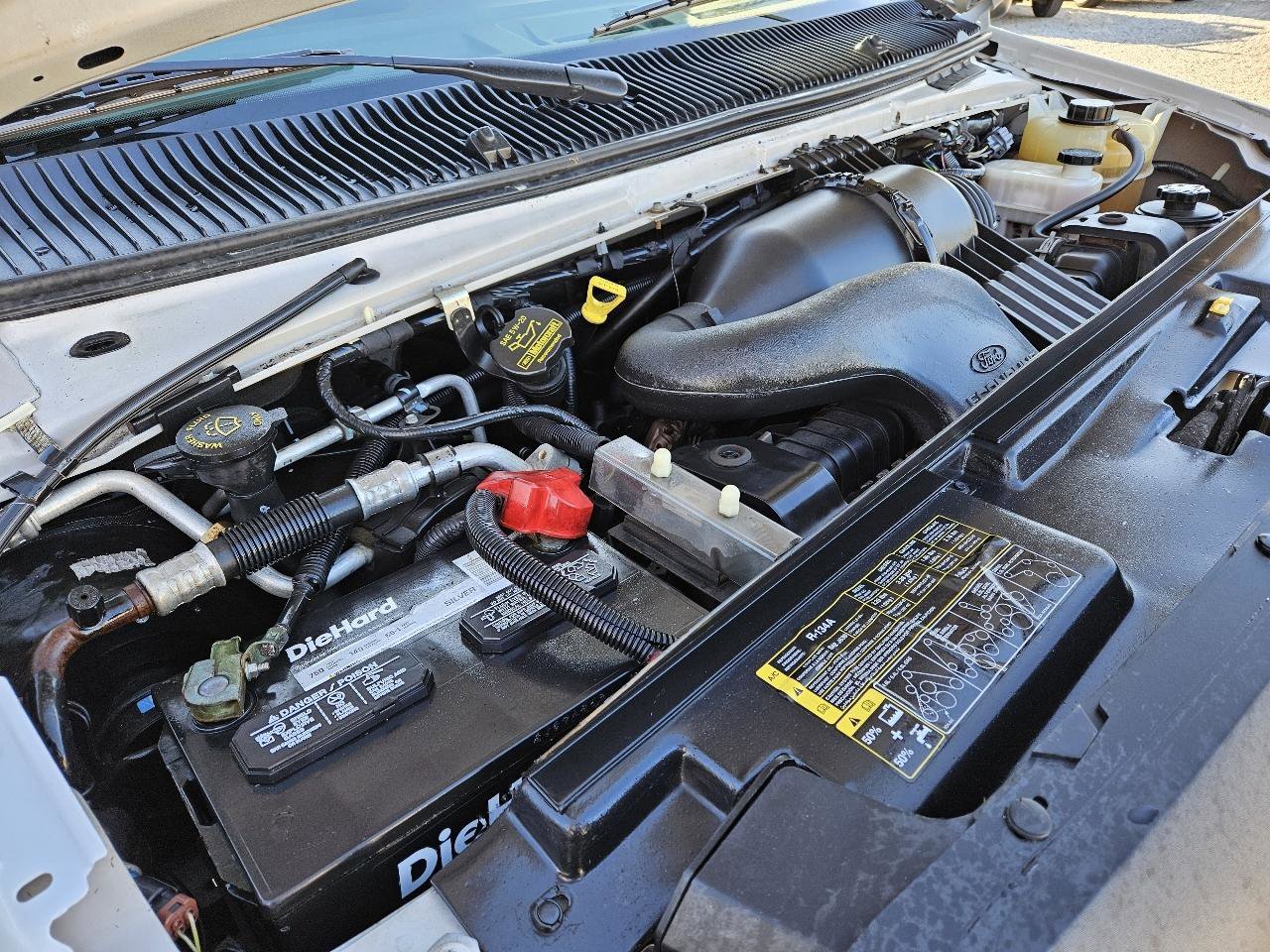 Used 2014 Ford E-250 and Econoline 250 E-250 HD 138 WB, For Sale In w/ Power Group image 45