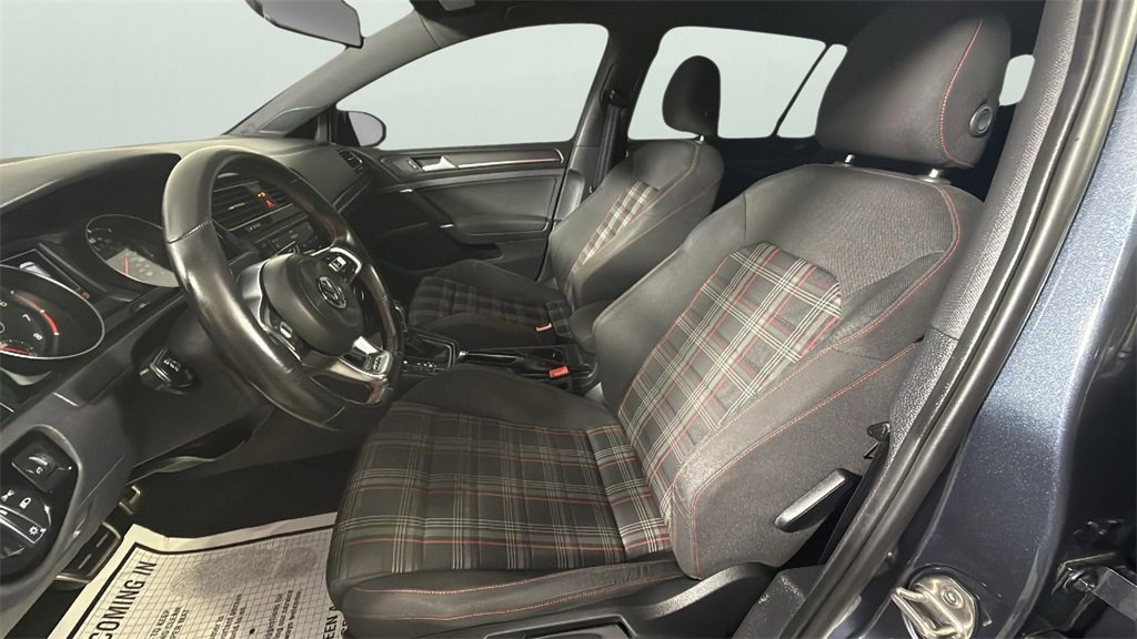 Used 2018 Volkswagen GTI S image 17
