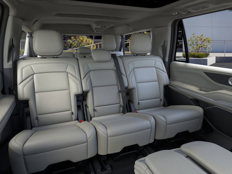 New 2026 Lincoln Navigator L Reserve image 10