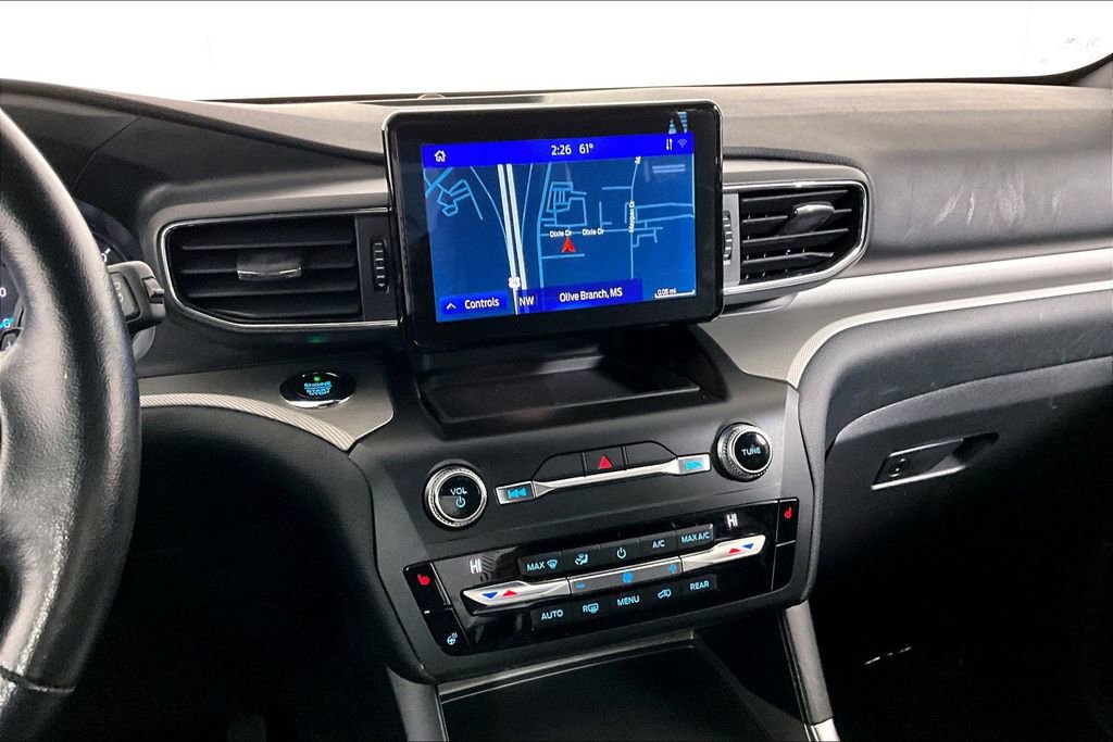 Used 2020 Ford Explorer XLT w/ Equipment Group 202A image 6