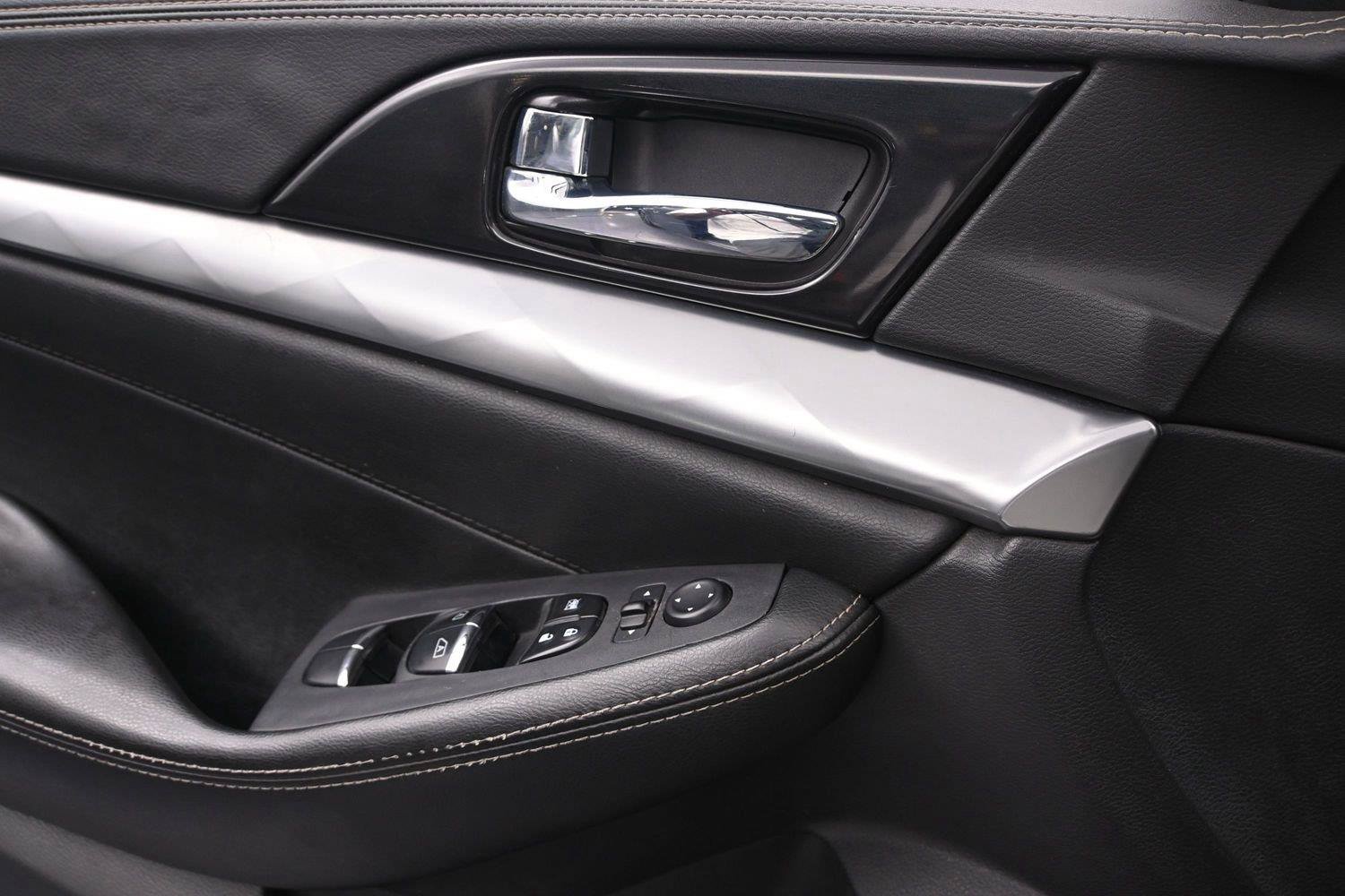 Used 2019 Nissan Maxima 3.5 SL w/ Floor Mat Group FWD image 6