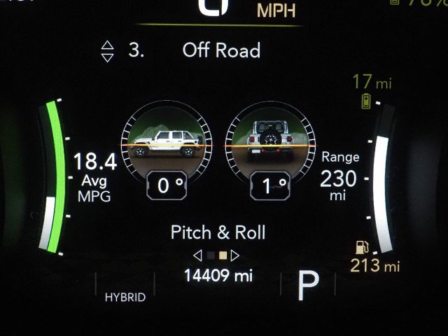 Used 2025 Jeep Wrangler 4xe Sahara w/ Safety Group AWD/4WD image 23