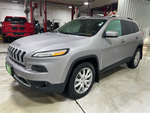 Used 2018 Jeep Cherokee Limited image 4
