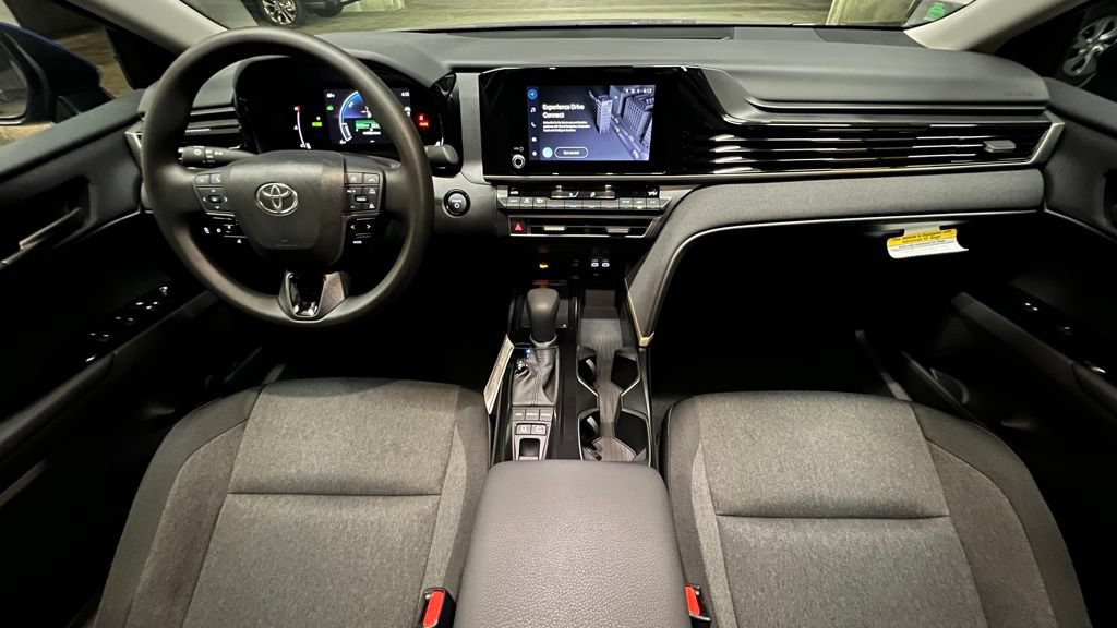 New 2026 Toyota Camry LE FWD image 19