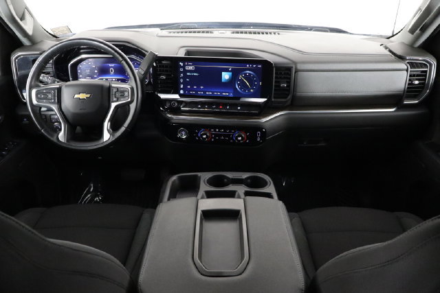 Used 2024 Chevrolet Silverado 1500 LT AWD/4WD image 12