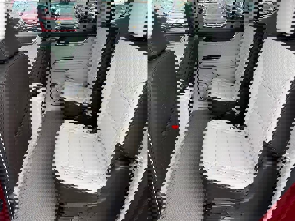 Used 2024 GMC Acadia Denali w/ Super Cruise Package image 6