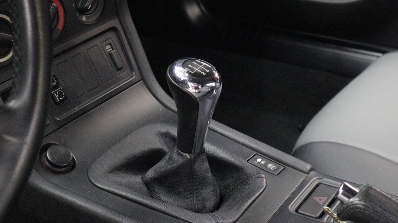 Used 1997 BMW Z3 1.9 image 14