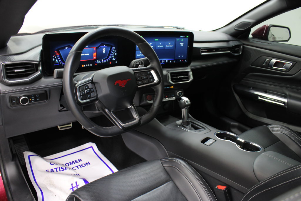 Used 2025 Ford Mustang GT Premium RWD image 15